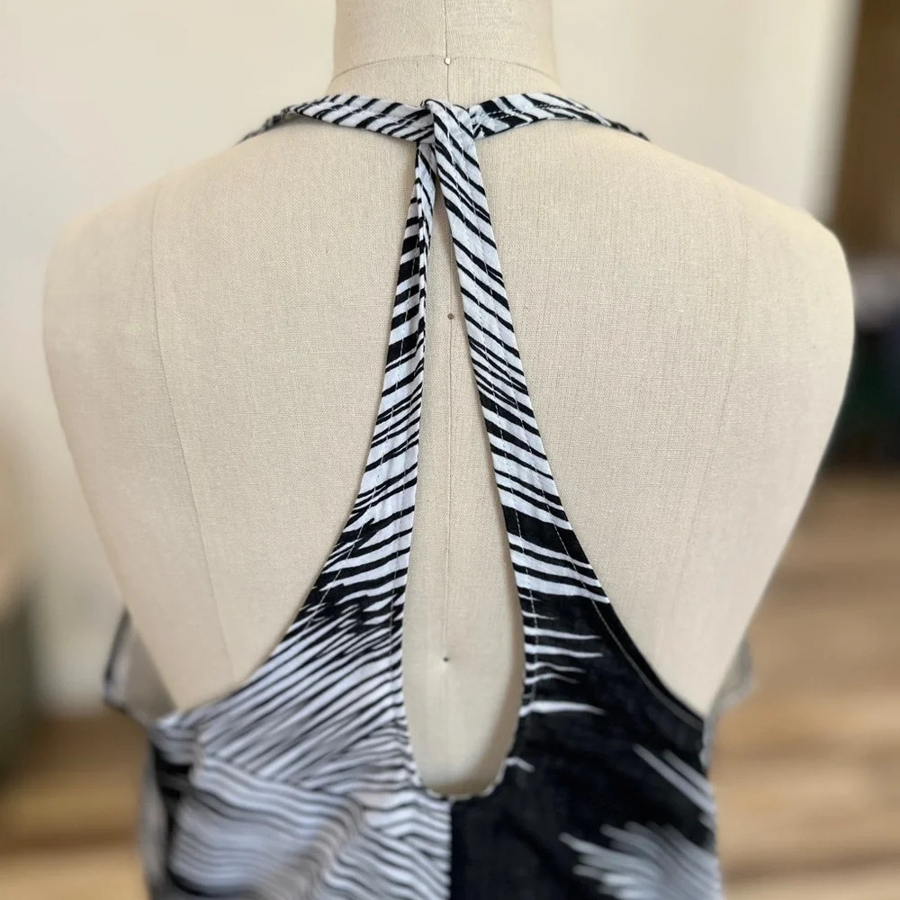 Kenneth Cole Women’s Racerback Twist Strap Dress in Black & White Print - Picture 8 of 10